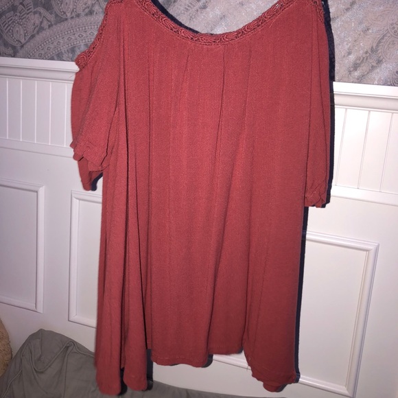 Rue 21 off the shoulder top - Picture 2 of 3